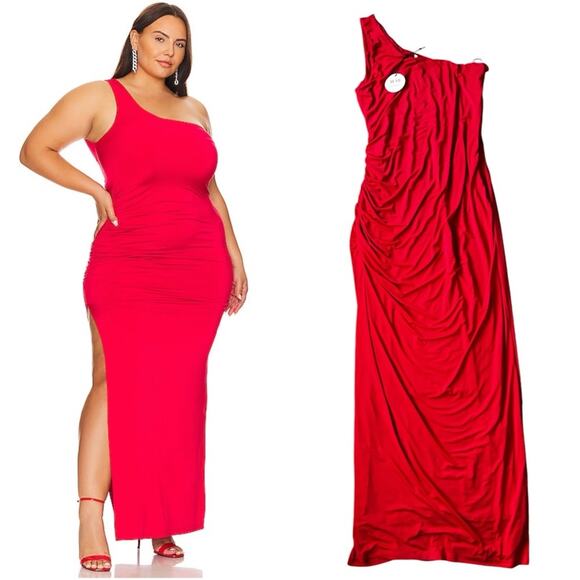 Remi x Revolve Gigi Dress in cherry red NWT 1X One shoulder maxi ruched stretch - Picture 1 of 4